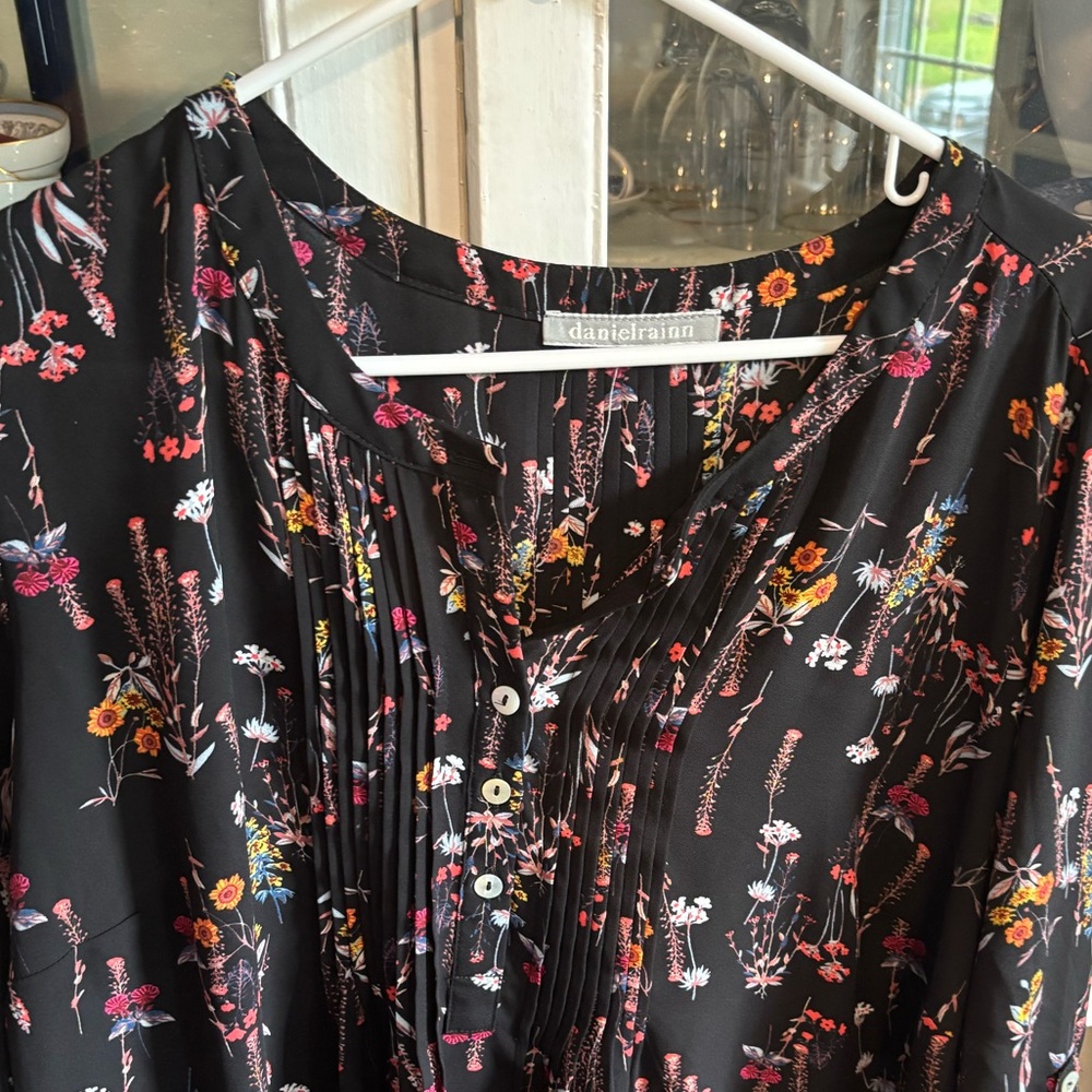 Daniel Rainn Black peasant shirt with Floral Accents